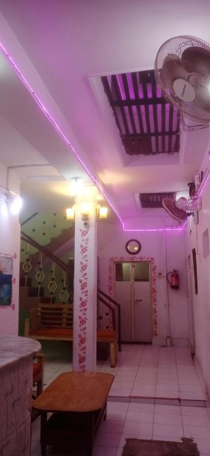 Hotel Om Rest House Varanasi Exterior foto